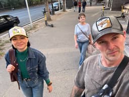 1️⃣Впервые за два года увиделись с мамой. Мы... image preview